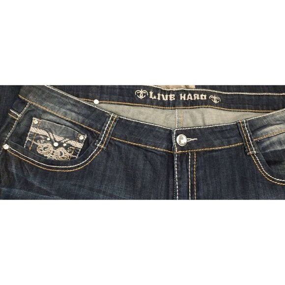 Live Hard Play Hard NWT Jeans Women Size 26 Rhinestone Embellished Pockets - Picture 5 of 8